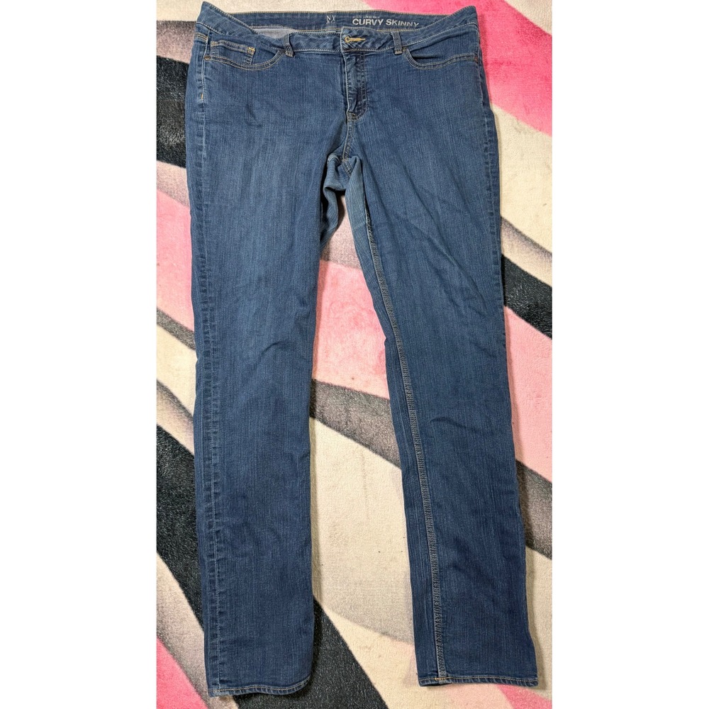 New York & Company Curvy Skinny Jeans Womens 16 Average Medium Wash Denim